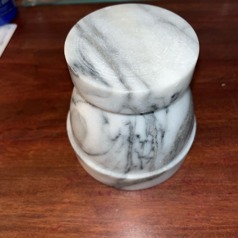 Marble Patterned mourner - Picture 4 of 6